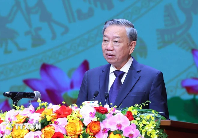 首都河内解放70周年纪念典礼隆重举行