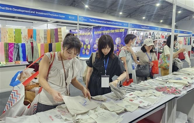 2024年河内手工艺品和礼品国际展正式开展