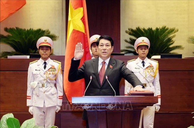 越南社会主义共和国主席梁强宣誓就职