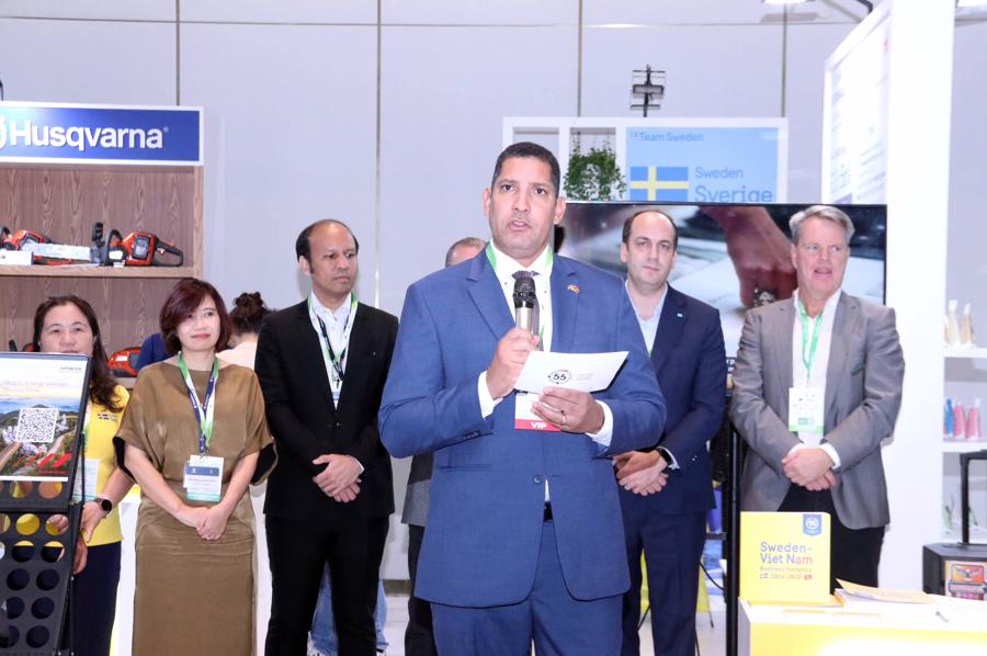 促进越南与瑞典绿色经济发展合作