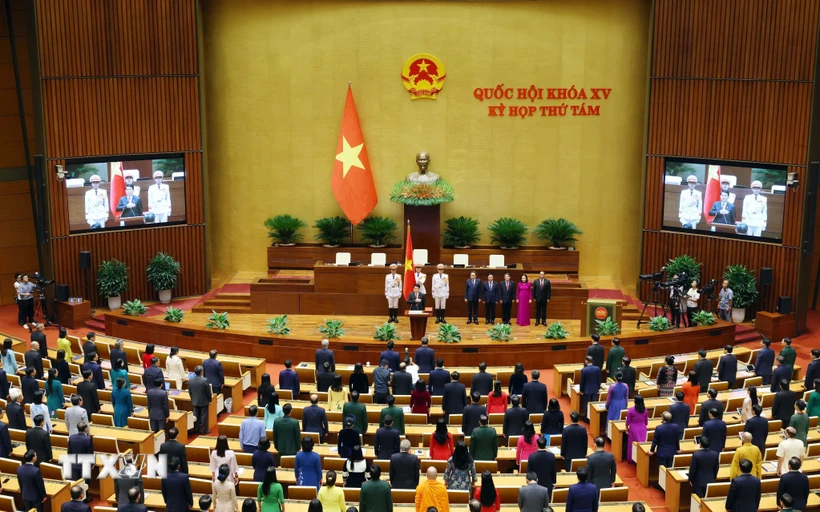 越南国家主席梁强发表就职演讲