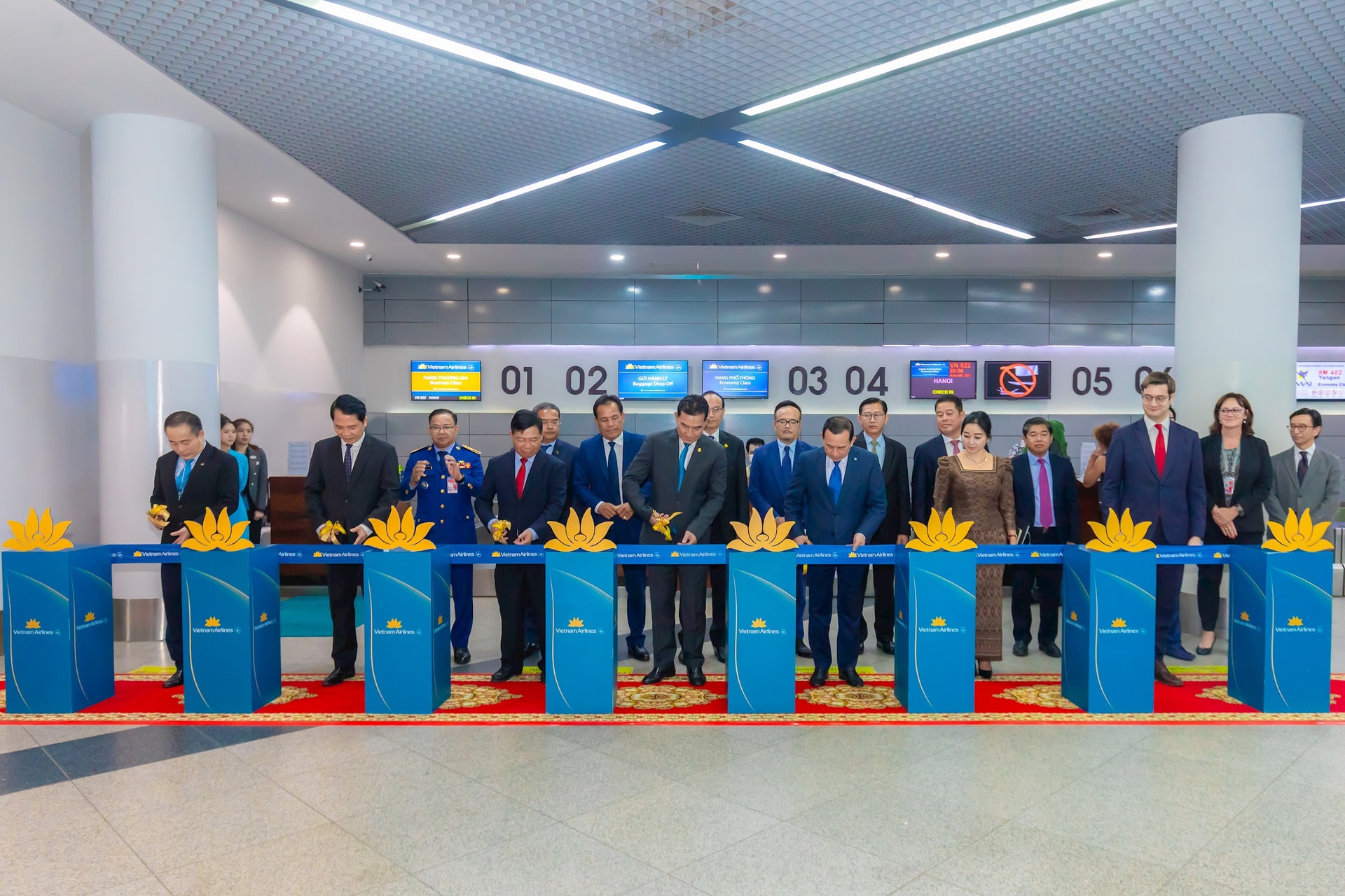 河内-金边直达航班正式开通