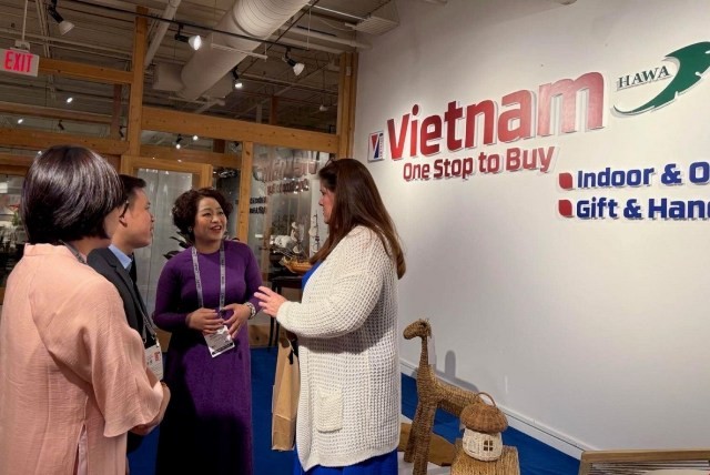 越南室内装饰品在美国北卡罗来纳州展会上受到好评