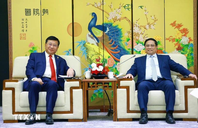 范明正总理会见中国能源和基建企业领导