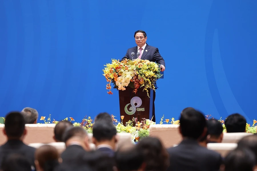 范明正总理出席大湄公河次区域经济合作第八次领导人会议并发表讲话