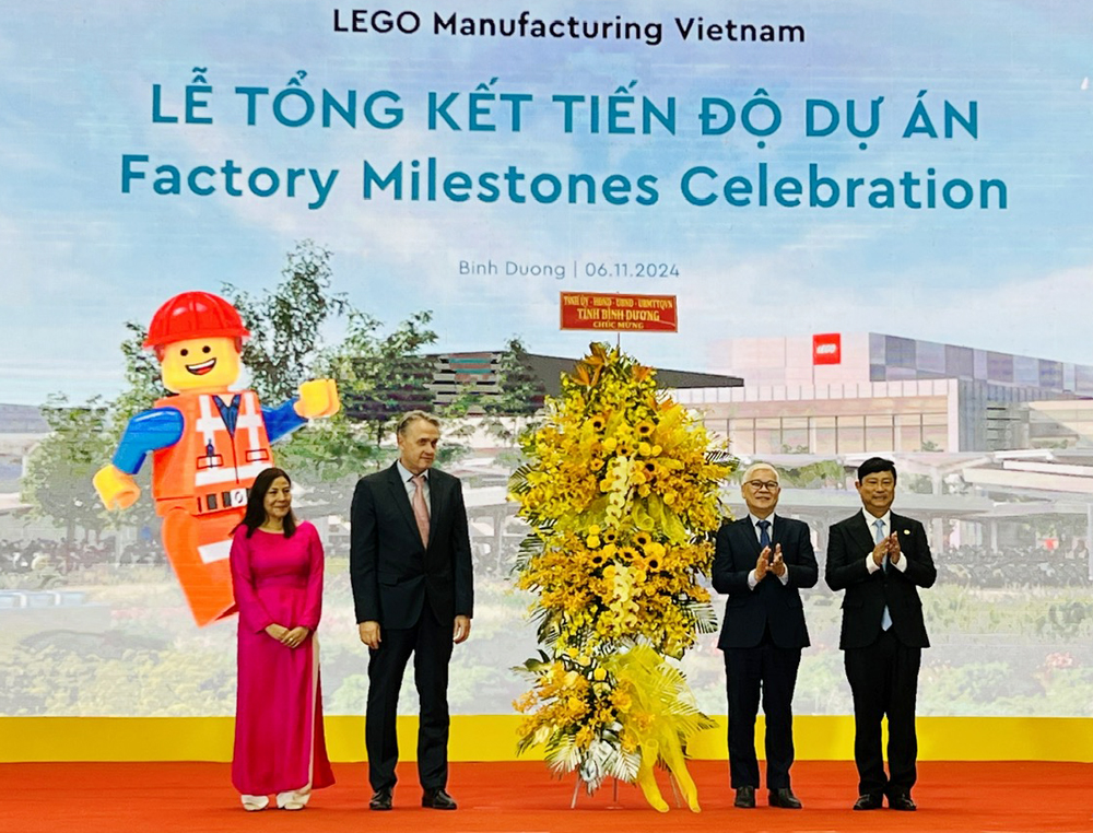 平阳省：试运行耗资13亿美元的乐高制造厂