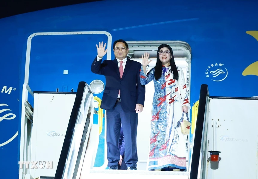 范明正总理抵达圣多明各美洲国际机场 开始对多米尼加共和国进行正式访问（组图）