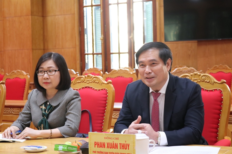 加强越南和中国两个国家通讯社之间的信息宣传合作