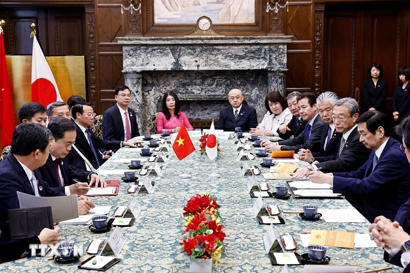 越南将日本视为头等重要的长久伙伴