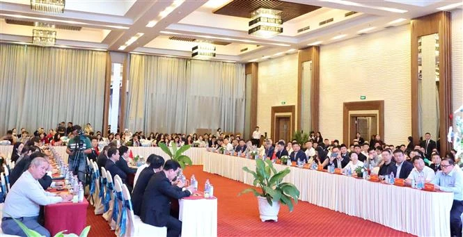 庆和省与中国伙伴寻求多领域合作机会