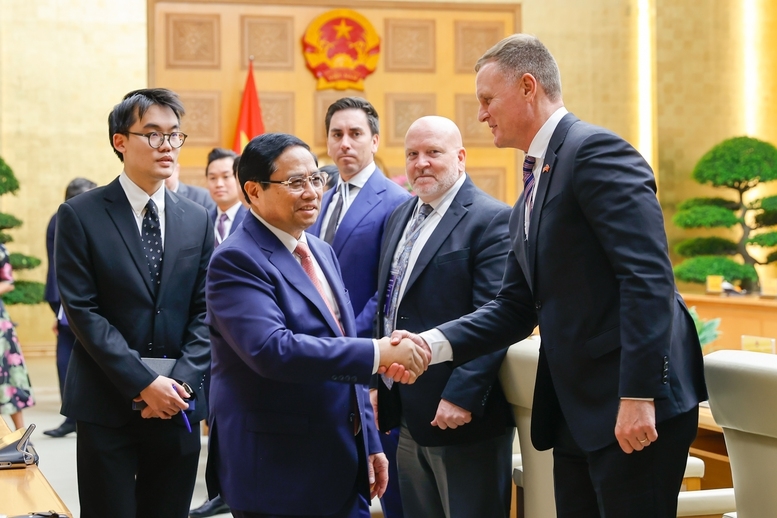 越南政府总理范明正建议美国将越南从高科技出口限制名单中删除