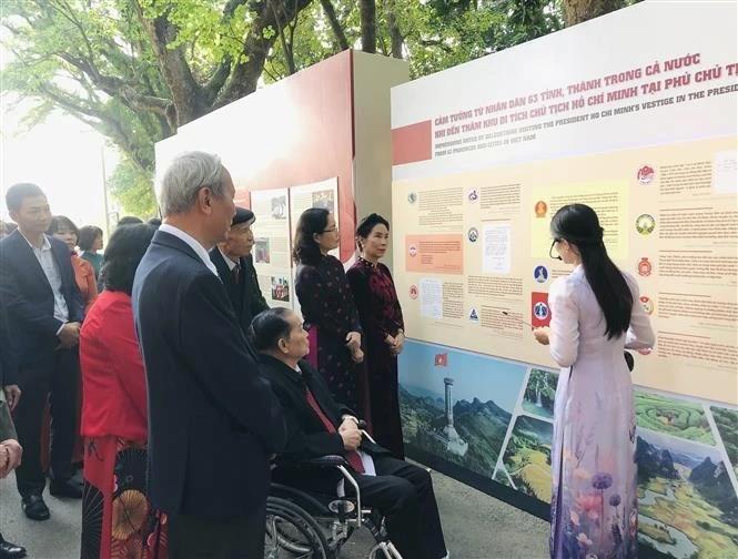 “主席府胡志明主席遗迹区感怀之流”展览举行