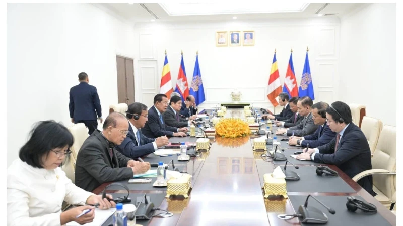 越共中央对外部部长黎怀忠对柬埔寨进行工作访问