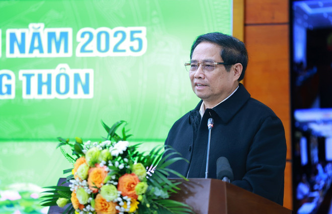 范明正总理： 2025年越南农业部门要加速发展 力争增长率达到3 5 至4