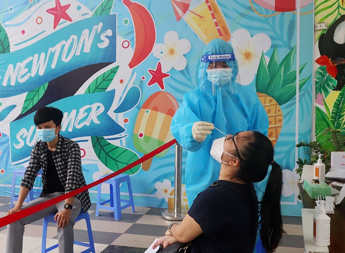 В городе Ханое использовано 4,7 млн доз вакцин и собрано более 2,7 млн образцов для тестирования