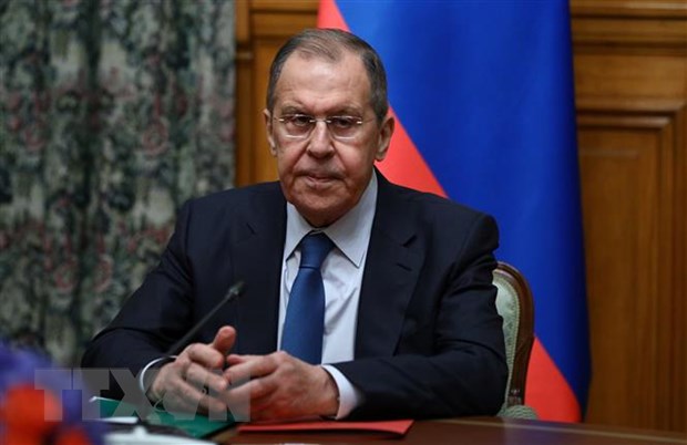 Россия с ноября приостановит работу представительства при НАТО