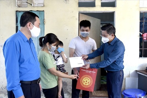 Ханой оказывает помощь 10 тысячам комсомольцам и работникам, находящимся в трудной жизненной ситуации