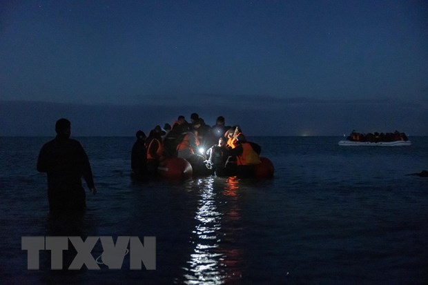 Морские службы Франции спасли в водах Ла-Манша более 250 мигрантов
