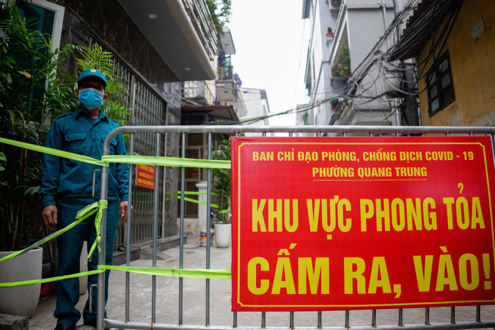 В Ханое разрешают пациентам с коронавирусом в лёгкой форме лечиться дома