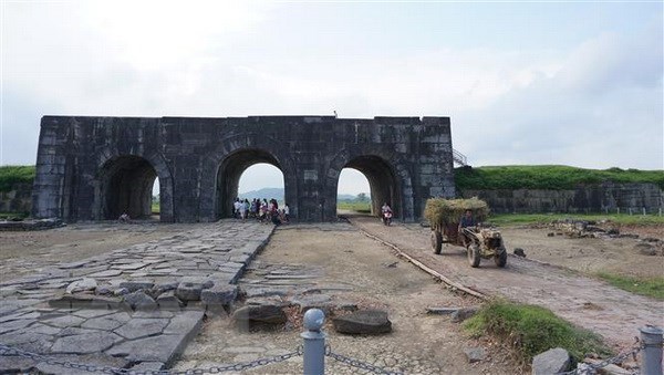 Обнаружены следы уникальной архитектуры в центре Цитадели династии Хо Тханьхоа