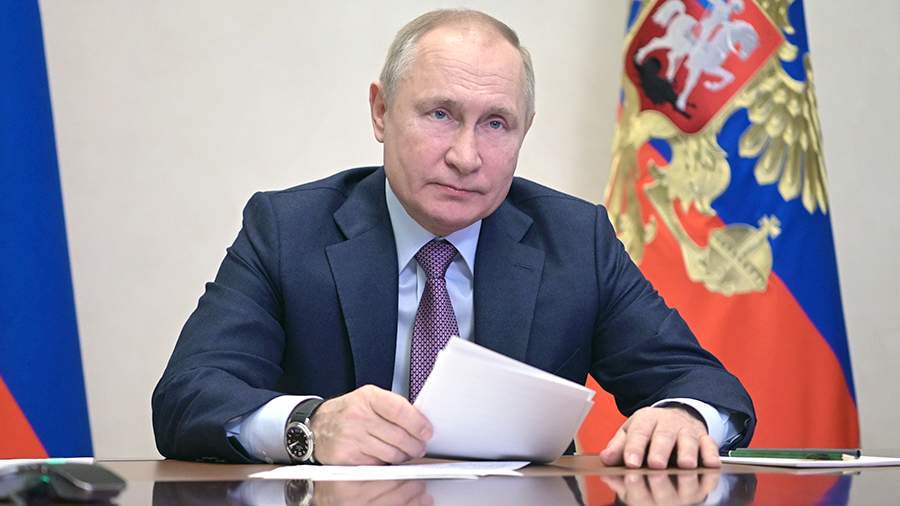 Владимир Путин выразил надежду на эффективный диалог РФ и США