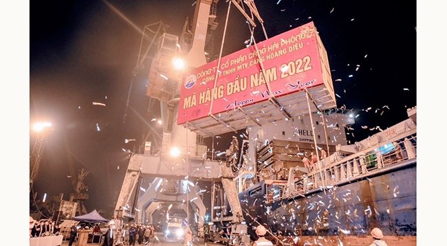 Порт Хайфон принял первую партию грузов в 2022 году
