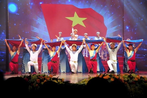 Художественная программа в честь военных моряков