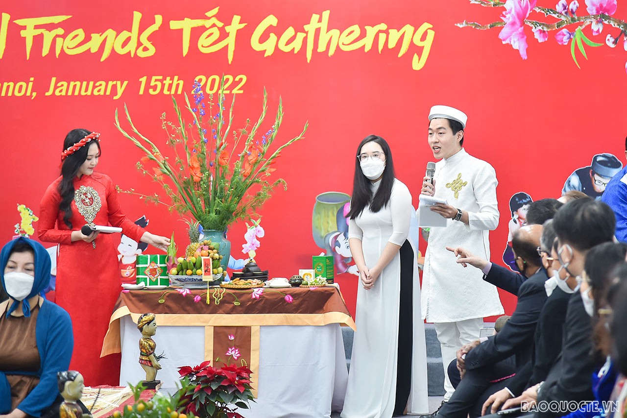 Встреча накануне Тэт АСЕАН и друзья