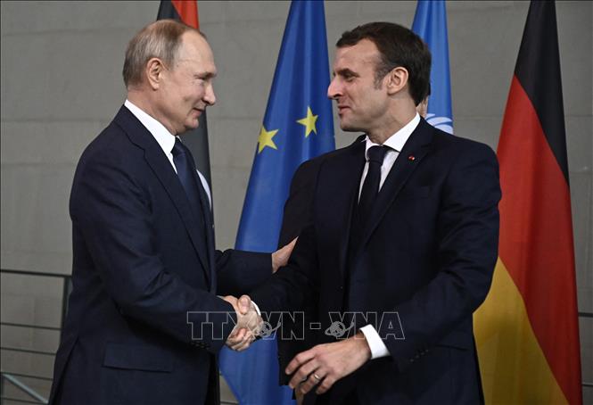 Руководители РФ и Франции обсудили ситуацию на Украине