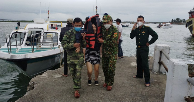 13 человек погибли, 4 пропали без вести в результате инцидента на море в провинции Куангнам