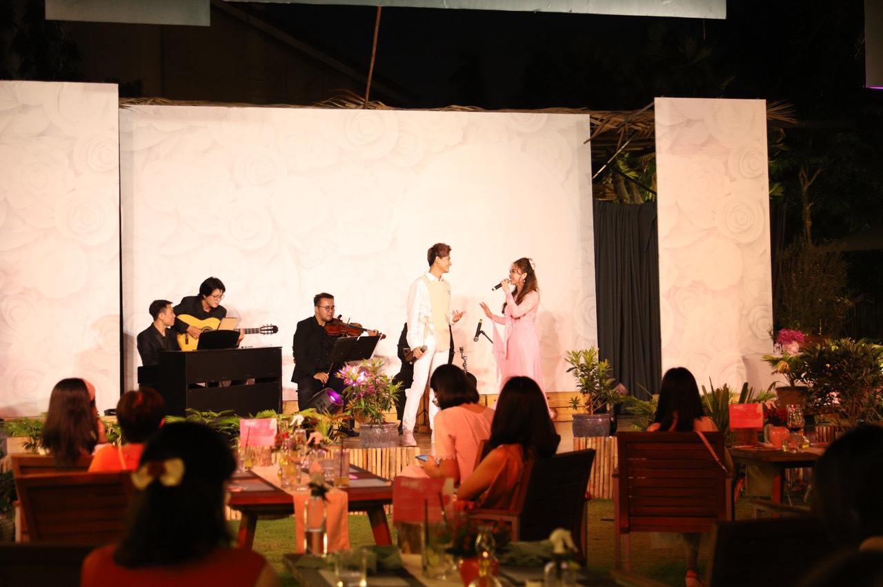 Музыкальный вечер в честь женщин