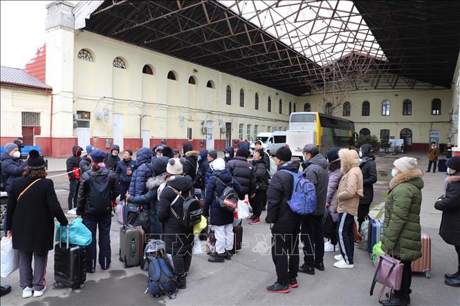 Вьетнамцам из Украины не нужно проходить тестирование на COVID-19 при возвращении на Родину