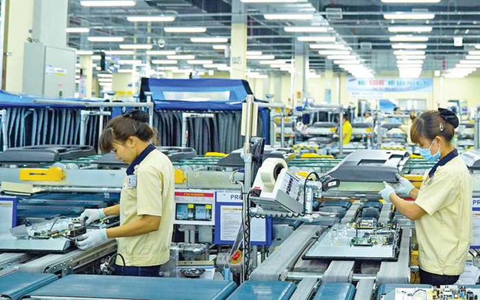 Предприятия с ПИИ во Вьетнаме набирают сотрудников для восстановления, расширения производства