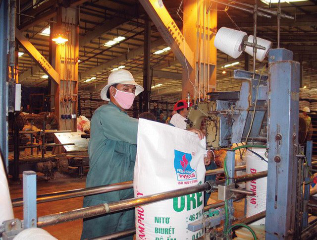 Дефицит неорганических удобрений