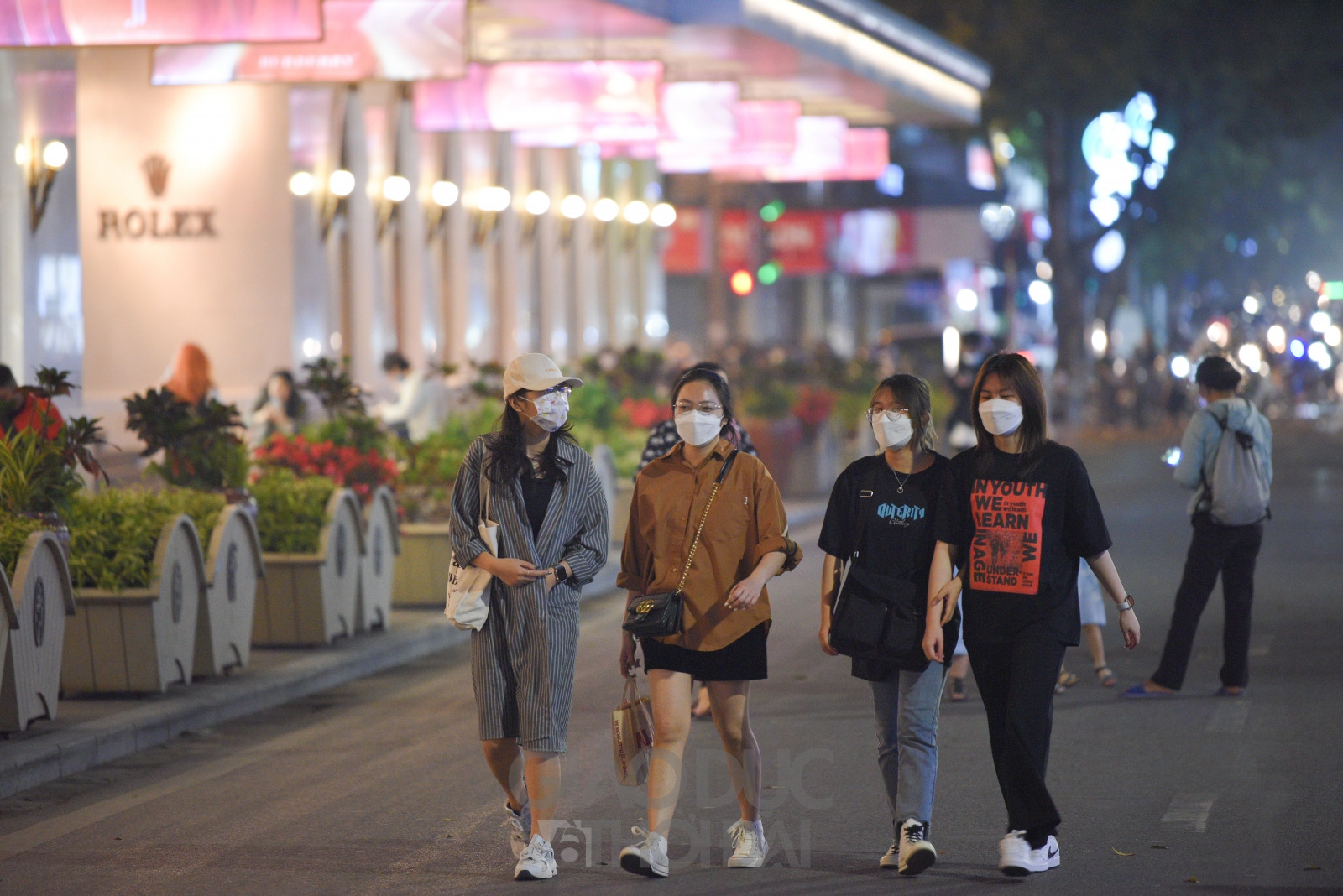 В Ханое 18 марта пешеходная улица официально вновь открылась