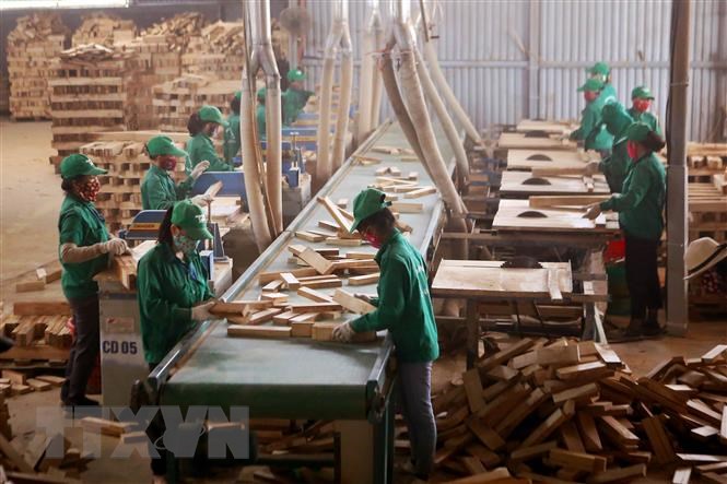 64  производственных промышленных предприятий достигли успеха в первом квартале 2022 года