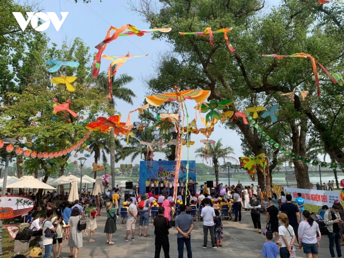 В Хюэ открылся Фестиваль воздушных змеев 2022