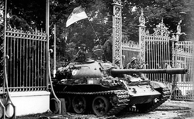 Празднование 47-й годовщины освобождения Юга, воссоединения Вьетнама