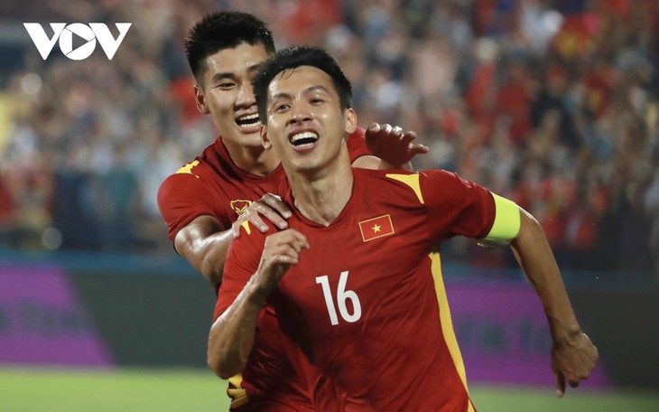 SEA Games 31 Сборная U23 Вьетнама разгромила сборную U23 Индонезии со счетом 3 0