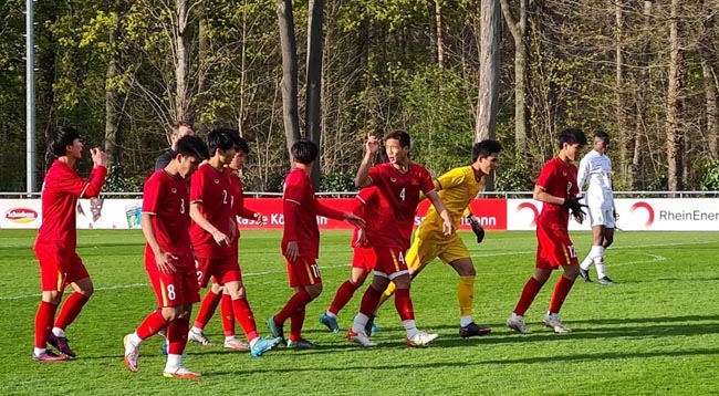 Сборная U17 Вьетнама соревнуется в одной группе со сборной U17 Таиланда