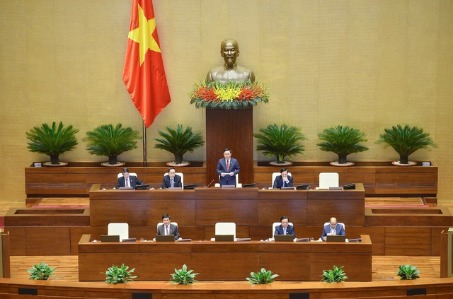 Начались парламентские слушания
