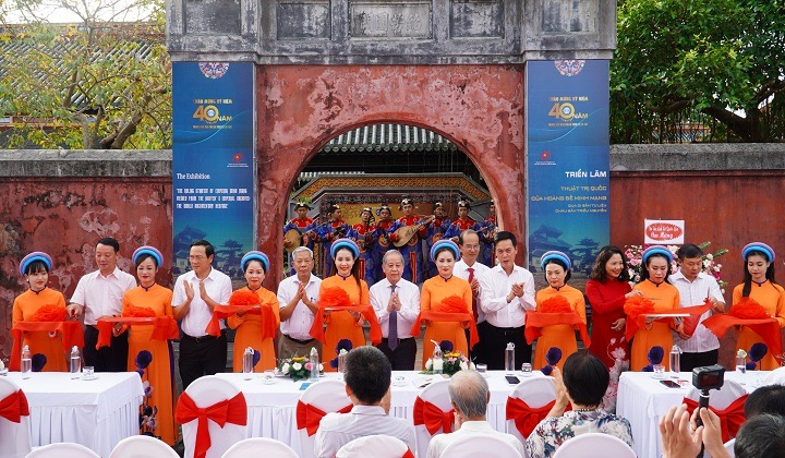 Взгляд на искусство управления королевством императором Минь Мангом через документальное наследие династии Нгуен