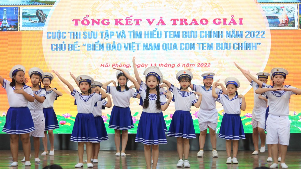 Моря и острова Вьетнама в почтовых марках