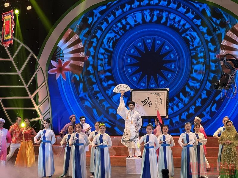 Открылся 18-й фестиваль «Песни о свиданиях на 9 реках»