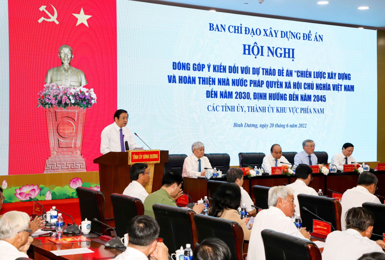 Построение и совершенствование социалистического правового государства Вьетнам