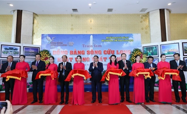 Фотовыставка «Дельта реки Меконг – стремление к развитию»