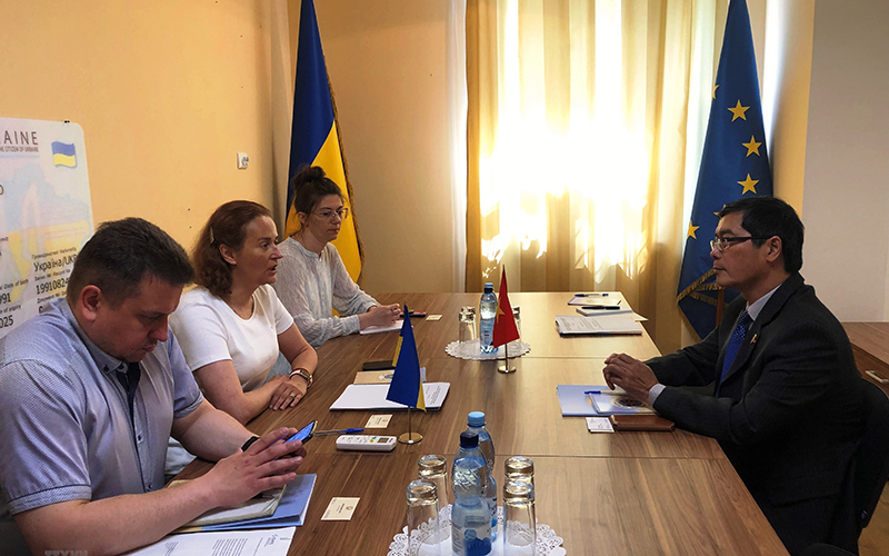 Вьетнам и Украина обязались продолжать сотрудничество в сфере защиты граждан