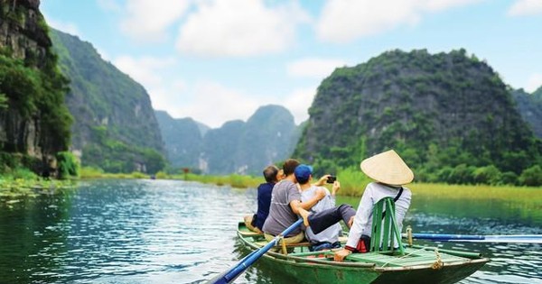 Нужны прорывы в визовой политике для развития туризма