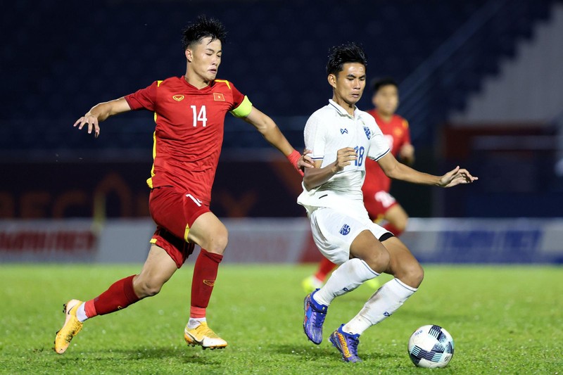 Обыграв команду Таиланда, сборная U19 Вьетнама встретится со сборной Малайзии в финале
