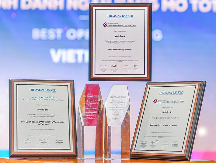 «VietinBank» получил престижные награды в разных категориях «The Asian Banker»